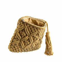 Load image into Gallery viewer, Macrame Clutch with Tassel (Tan)

