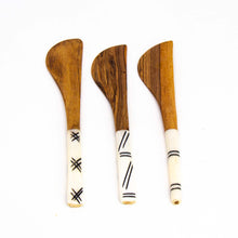 Load image into Gallery viewer, Set of Three Olive Wood Appetizer Spreaders (Black on White Etching)
