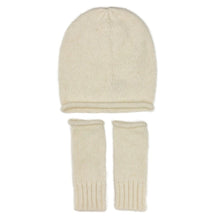 Load image into Gallery viewer, Snow Essential Knit Alpaca Beanie
