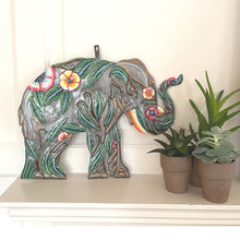 Load image into Gallery viewer, Metal Elephant Wall Art (Hibiscus)
