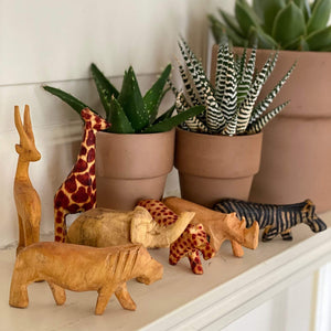 Hand-carved Safari Animals (Set of 7)